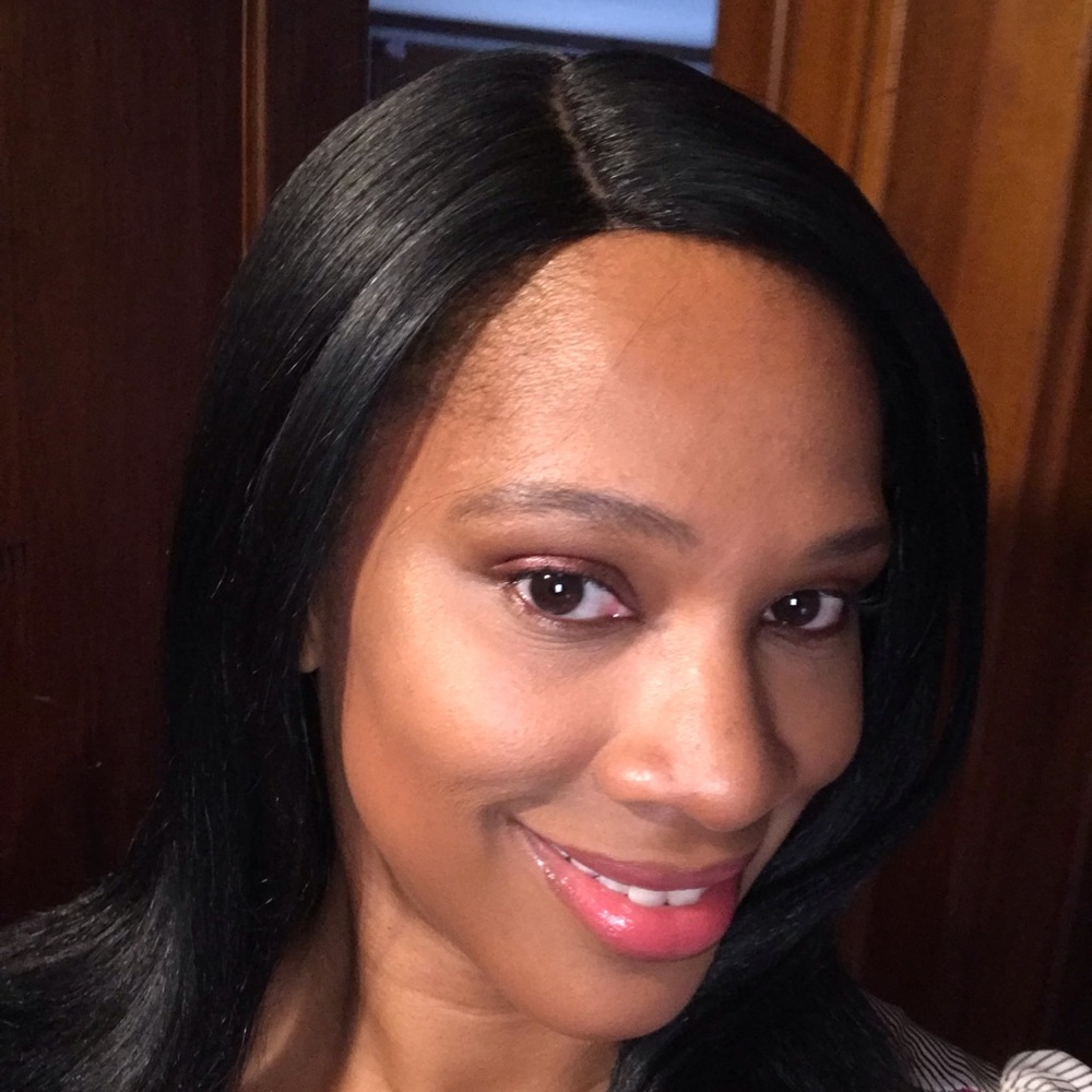 Meet your Posher, Della